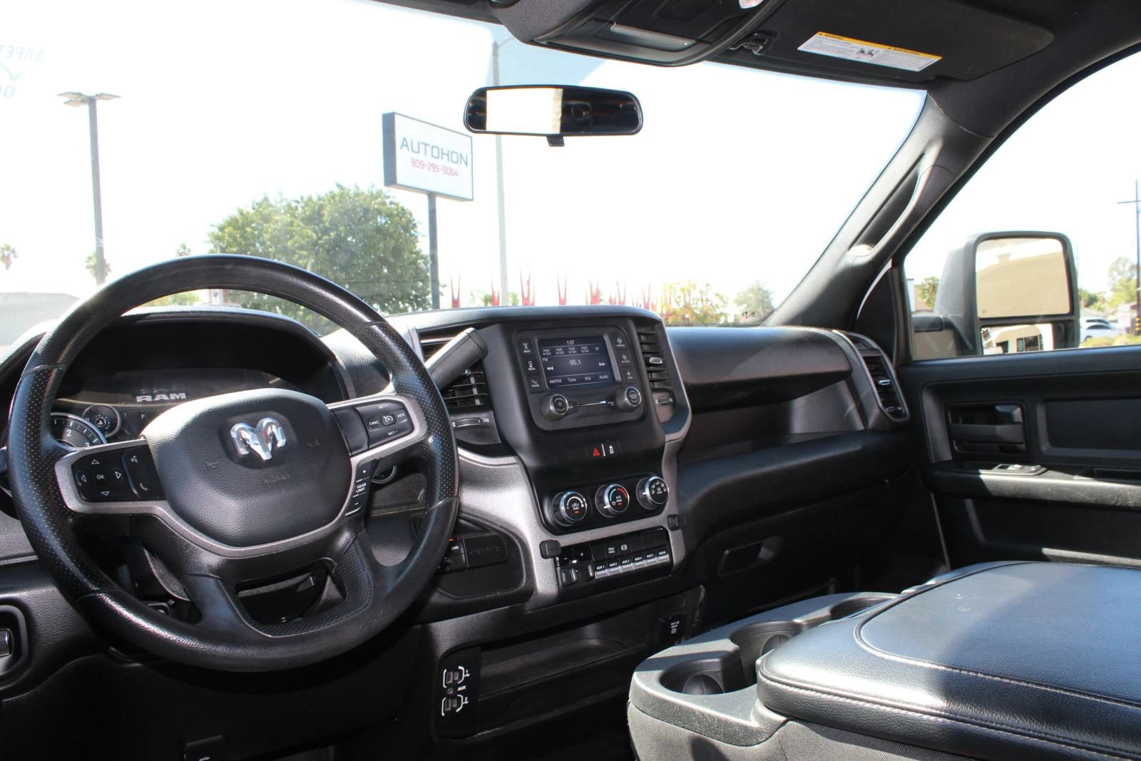 Used 2024 RAM 2500 Tradesman w/ Chrome Appearance Group AWD/4WD image 21