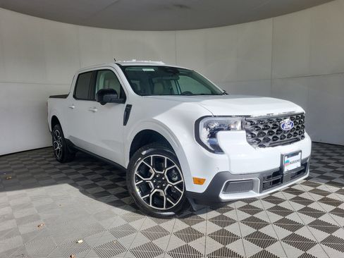 New 2026 Ford Maverick Lariat image 1