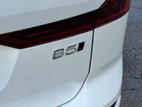 New 2026 Volvo XC60 B5 Core w/ Climate Package image 6