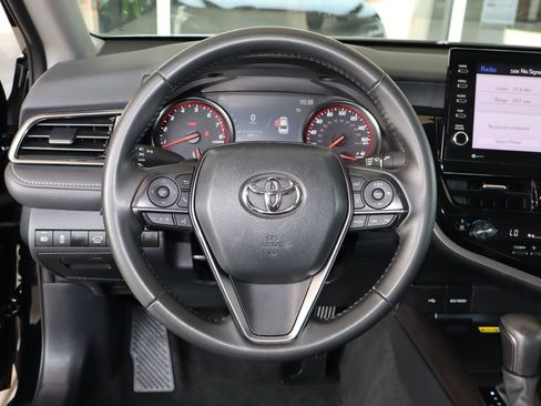 Used 2024 Toyota Camry XSE FWD image 17