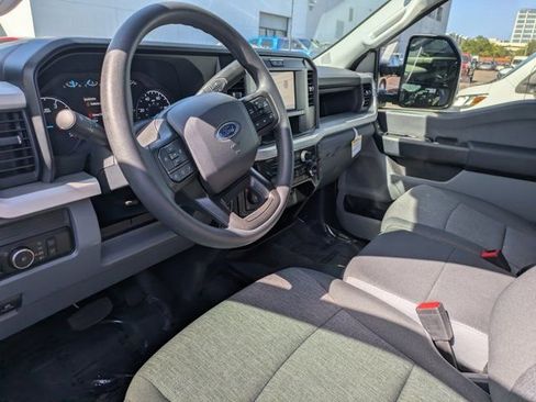 Used 2025 Ford F350 XL w/ FX4 Off-Road Package AWD/4WD image 17