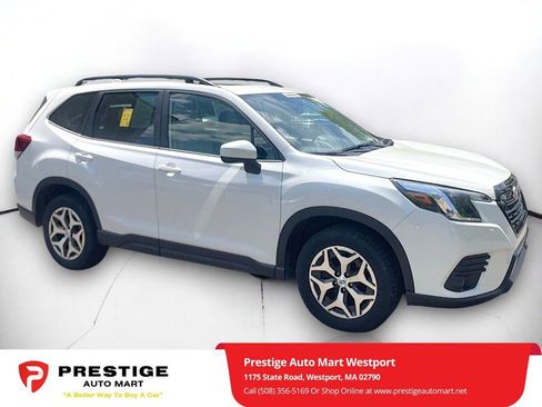 Used 2023 Subaru Forester Premium AWD/4WD image 1