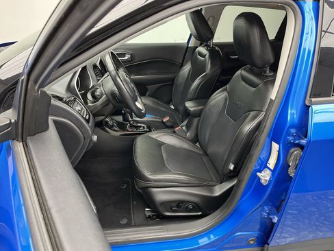 Used 2019 Jeep Compass Limited AWD/4WD image 8