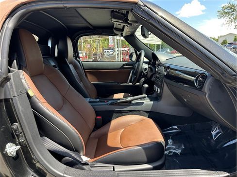 Used 2013 MAZDA MX-5 Miata Grand Touring image 29
