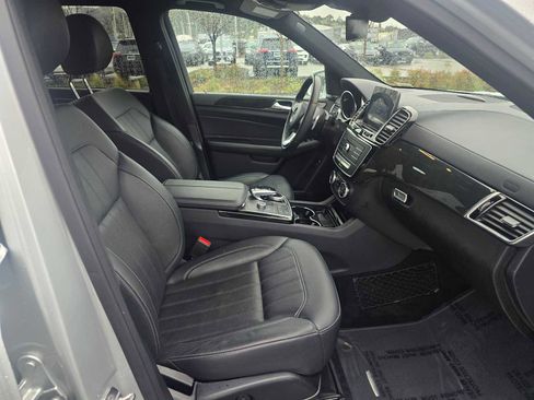 Used 2019 Mercedes-Benz GLS 450 4MATIC image 11