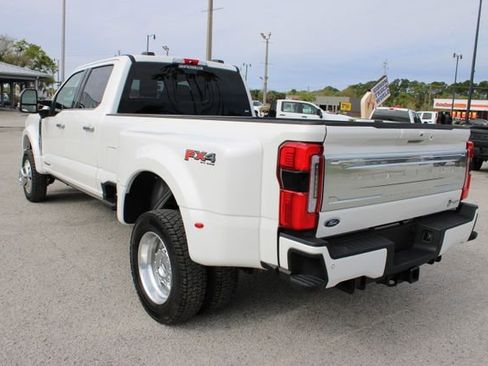 Used 2025 Ford F450 Platinum w/ Platinum Plus Package image 8