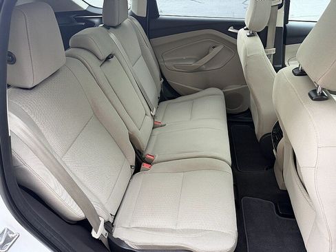 Used 2018 Ford Escape SE w/ Ford Safe & Smart Package AWD/4WD image 17