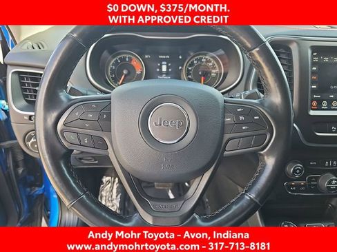 Used 2020 Jeep Cherokee Trailhawk w/ Cold Weather Group AWD/4WD image 14
