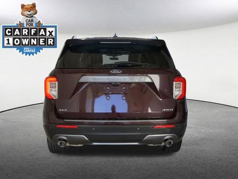 Used 2022 Ford Explorer XLT w/ Equipment Group 202A AWD/4WD image 12