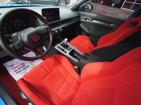 Used 2025 Honda Civic Type R image 15