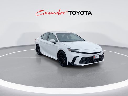 Certified 2026 Toyota Camry SE image 2