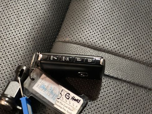 Used 2025 MAZDA CX-90 3.3 Turbo w/ Preferred Package image 22