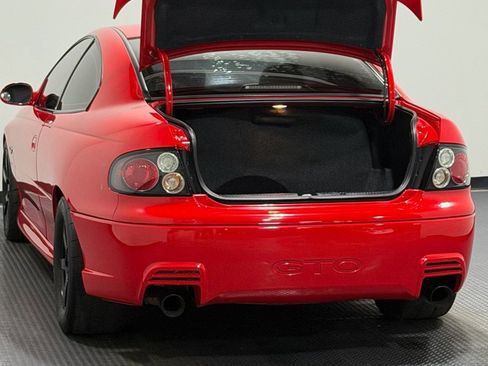 Used 2006 Pontiac GTO image 11