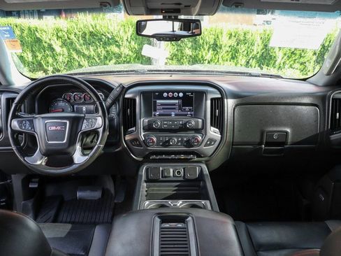 Used 2018 GMC Sierra 1500 SLT AWD/4WD image 27