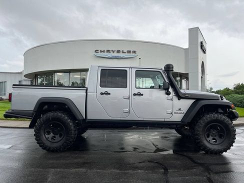Used 2014 Jeep Wrangler Unlimited Rubicon w/ Connectivity Group AWD/4WD image 42