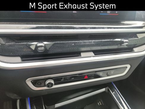 Certified 2023 BMW X7 xDrive40i w/ Executive Package image 19