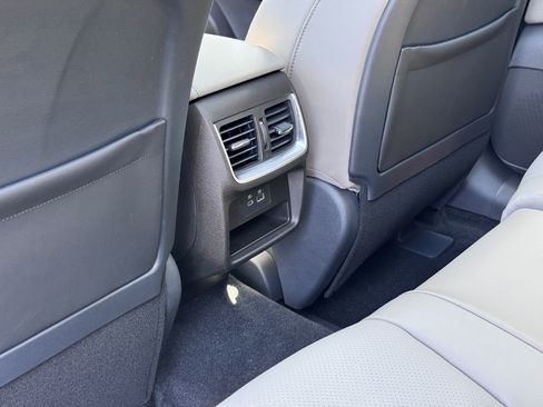 New 2025 INFINITI QX50 Luxe image 19