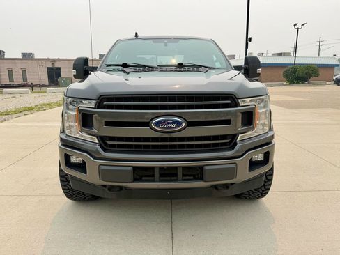Used 2019 Ford F150 XLT w/ Equipment Group 302A Luxury AWD/4WD image 4