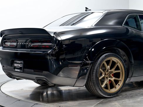 Used 2023 Dodge Challenger SRT Hellcat RWD image 18