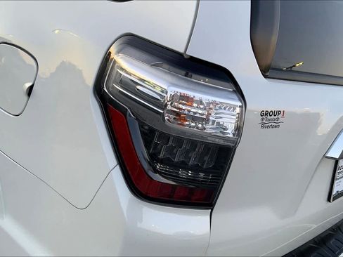 Used 2016 Toyota 4Runner Limited image 27