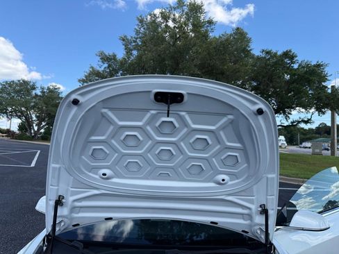 Used 2018 Tesla Model 3 Mid Range RWD image 35