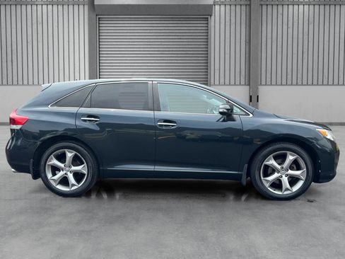 Used 2014 Toyota Venza XLE w/ XLE Premium Package AWD/4WD image 32