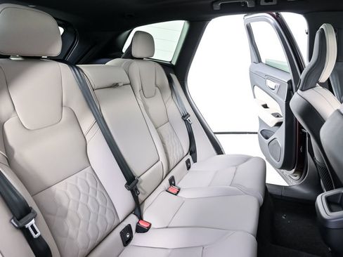 New 2026 Volvo XC60 B5 Core w/ Climate Package image 21