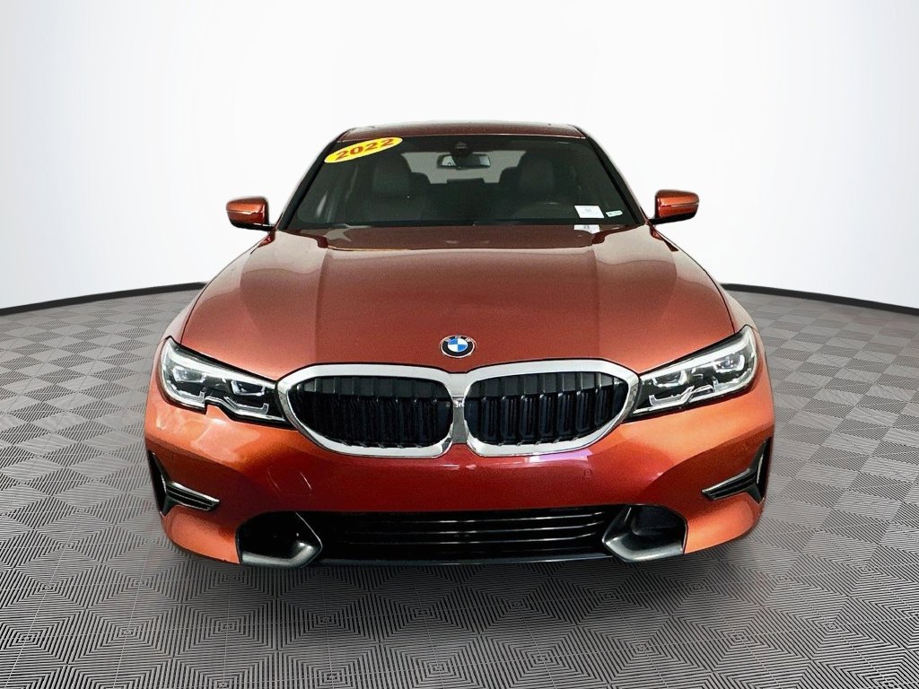 Used 2022 BMW 330i xDrive Sedan AWD/4WD image 4