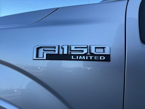Used 2019 Ford F150 Limited w/ Trailer Tow Package image 11