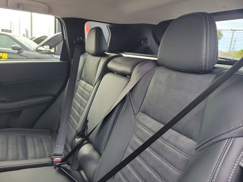 New 2026 Mitsubishi Outlander SE FWD image 12