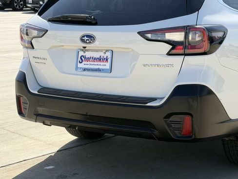 Used 2020 Subaru Outback Premium w/ Popular Package #1 AWD/4WD image 8