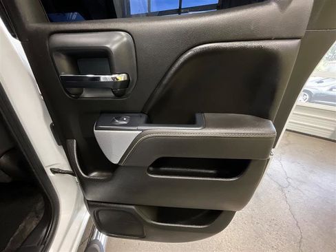 Used 2017 Chevrolet Silverado 1500 LT w/ All Star Edition AWD/4WD image 15