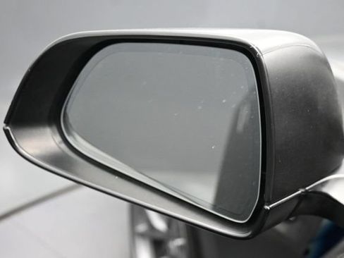 Used 2022 Tesla Model 3 Long Range AWD/4WD image 4
