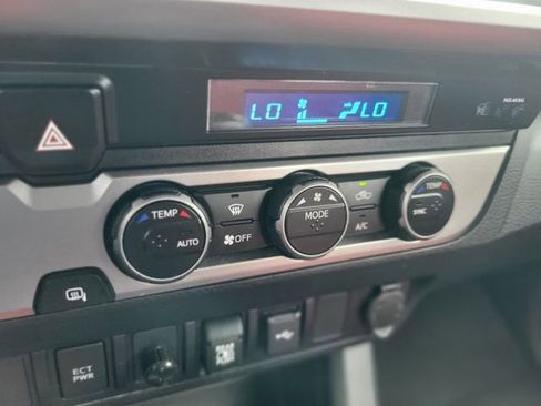 Used 2021 Toyota Tacoma SR5 image 27