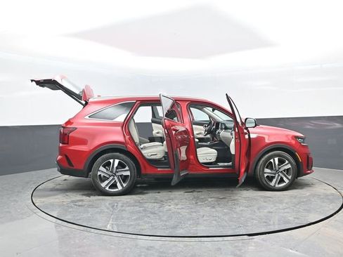 Used 2023 Kia Sorento SX Prestige image 19