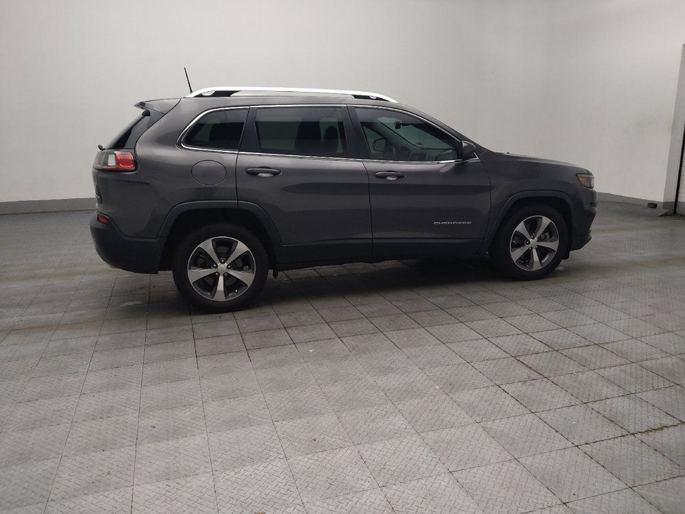 Used 2019 Jeep Cherokee Limited w/ Luxury Group FWD image 10