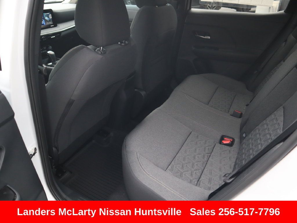 Used 2026 Nissan Kicks SV w/ SV Premium Package FWD image 14