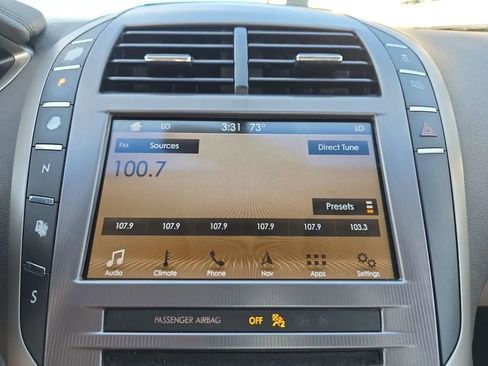 Used 2017 Lincoln MKZ Reserve FWD image 31