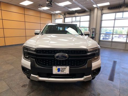 Used 2024 Ford Ranger Lariat w/ FX4 Off-Road Package AWD/4WD image 2