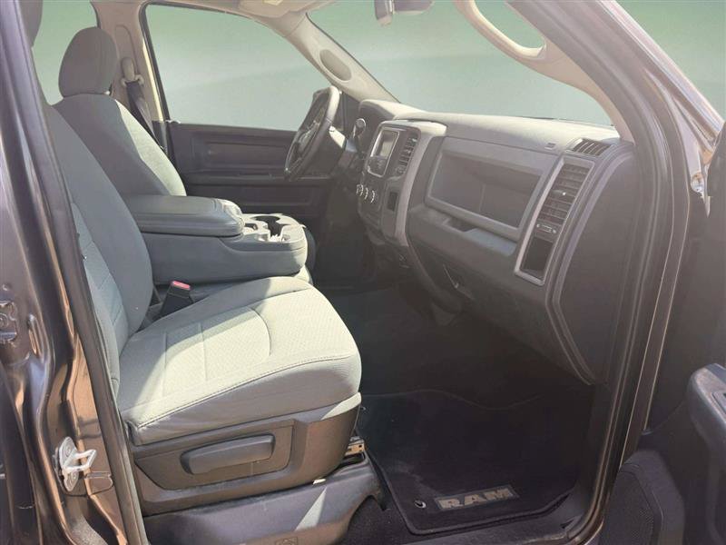 Used 2014 RAM 1500 ST AWD/4WD image 14