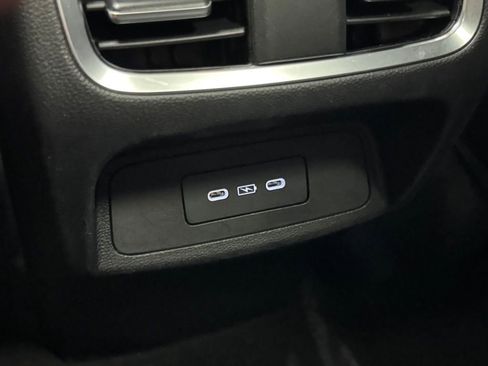 Used 2025 Acura RDX SH-AWD w/ Technology Package image 34