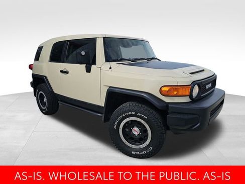 Used 2010 Toyota FJ Cruiser 4WD image 1