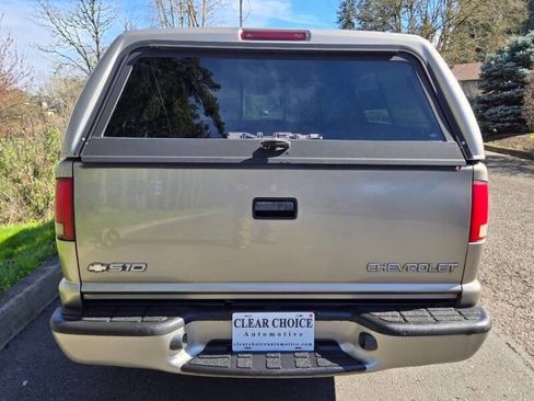 Used 2003 Chevrolet S10 Pickup LS RWD image 7
