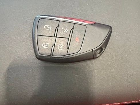 Used 2025 Chevrolet Equinox ACTIV FWD image 15