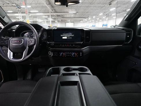 Used 2026 GMC Sierra 1500 Elevation AWD/4WD image 5
