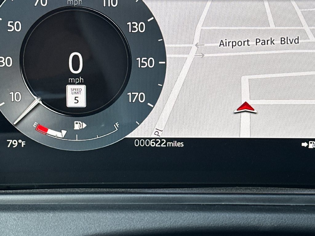 Used 2026 Land Rover Range Rover Velar Dynamic SE AWD/4WD image 31