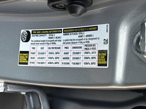 Used 2025 Toyota RAV4 XLE AWD/4WD image 47
