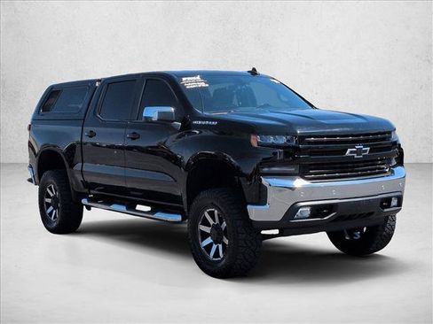 Used 2019 Chevrolet Silverado 1500 LT w/ All-Star Edition AWD/4WD image 2