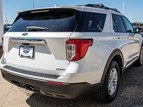 Used 2022 Ford Explorer XLT w/ Class IV Trailer Tow Package AWD/4WD image 4