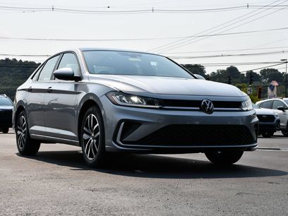 New 2026 Volkswagen Jetta SE
